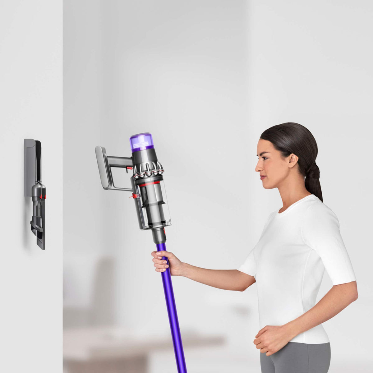 Dyson - V11 Plus Cordless Vacuum - Nickel/Purple