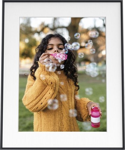 Aura Home - Walden 15" Digital WiFi Frame - Matted Ink
