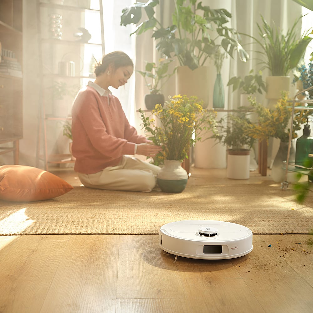 Roborock - Qrevo Pro Wi-Fi Connected Robot Vacuum and Mop with FlexiArm Design Edge Mopping, Dynamic Hot Water Mop Washing - White