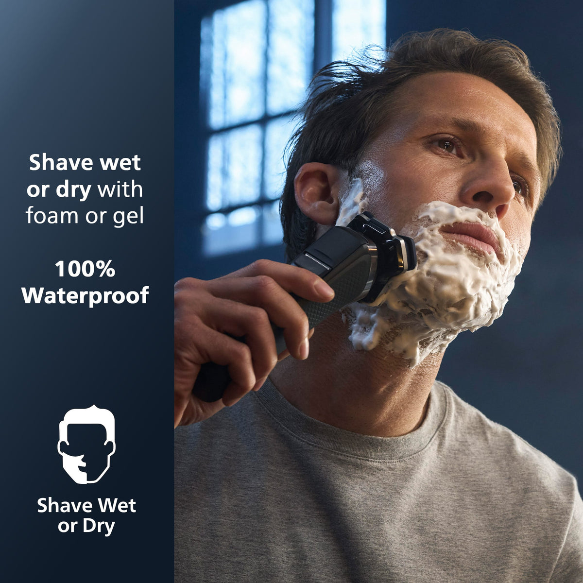 Philips Norelco - Rechargeable Electric Shaver 9600 with Extra Shave Heads Included S9507/87 - Black