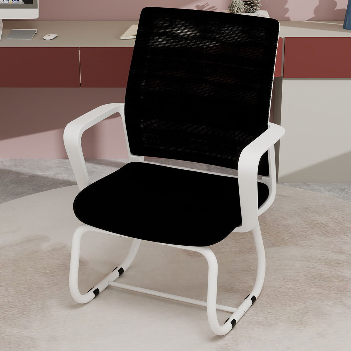 Silla de oficina minimalista con respaldo suave