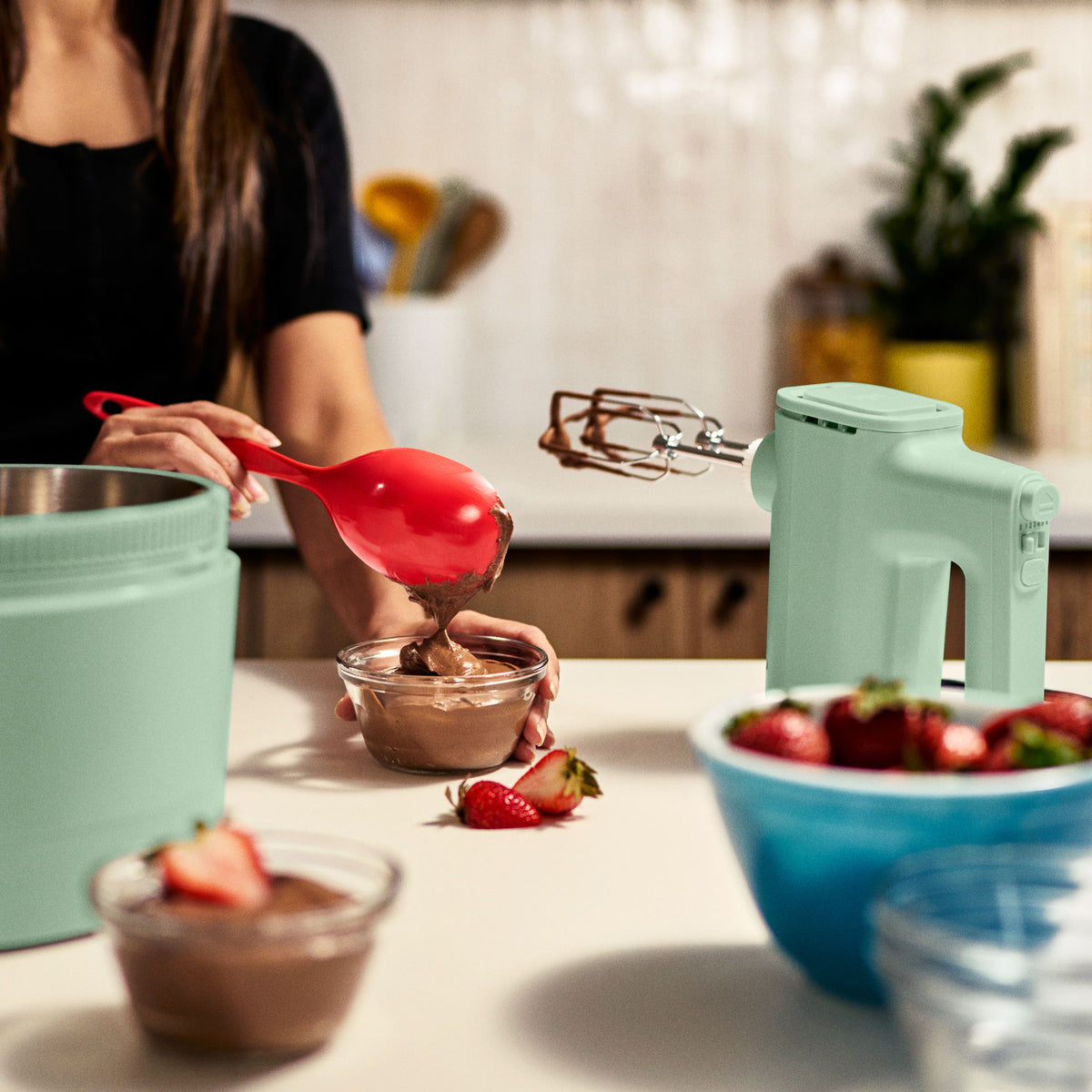 Bella - 3.5-qt. Hand & Stand Mixer - Seaglass