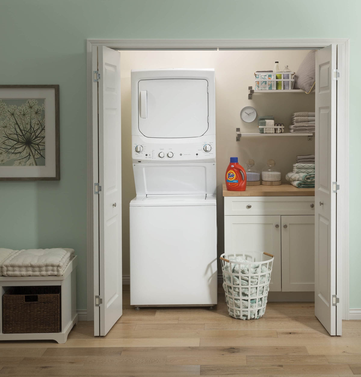 GE - 3.8 Cu. Ft. Top Load Washer and 5.9 Cu. Ft. Electric Dryer Laundry Center - White