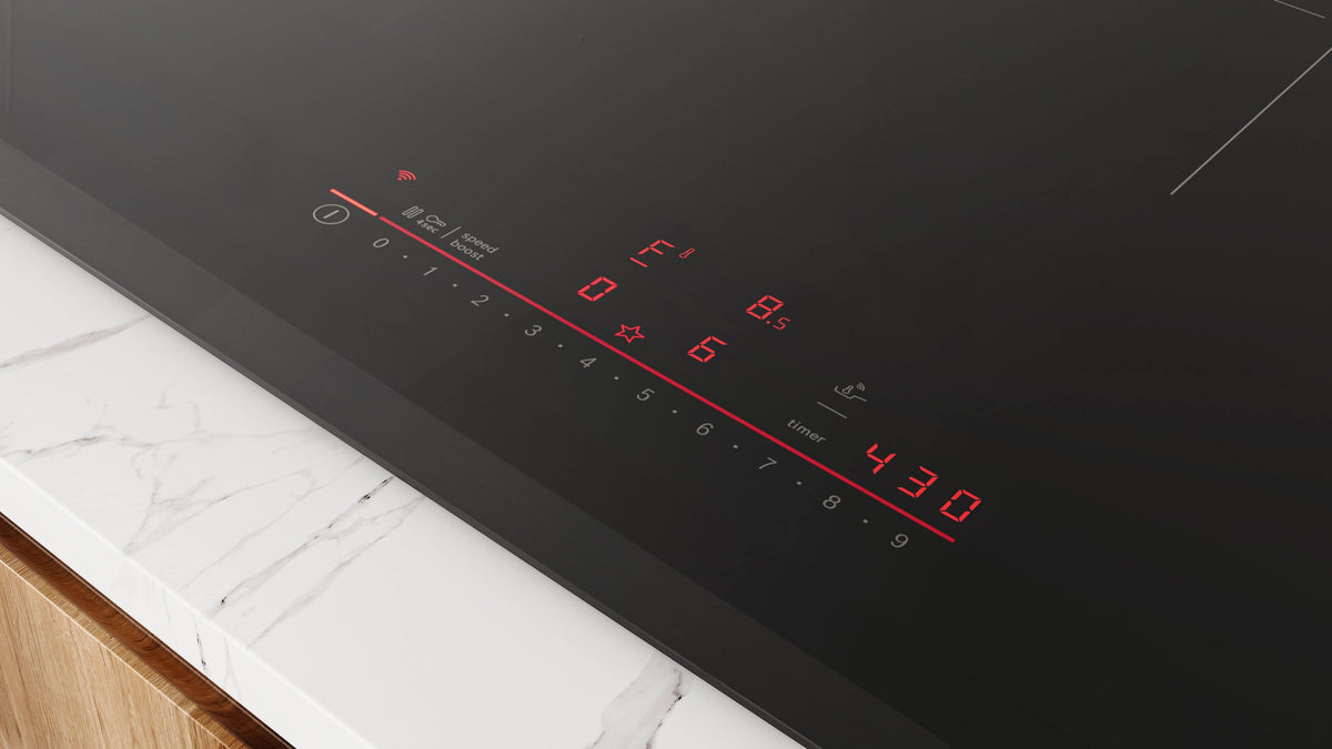Bosch - 800 Series 30" Built-In Electric Induction Cooktop with 4 elements, HomeConnect and Frameless Design - Black
