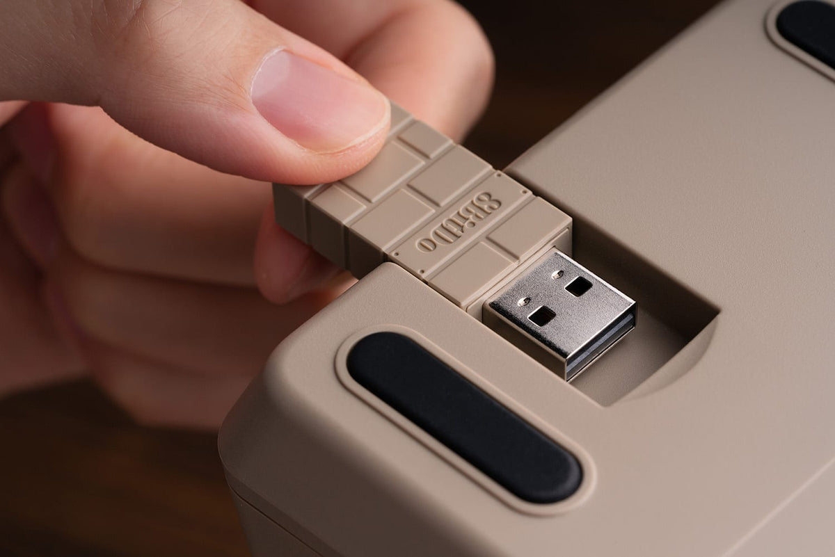 8BitDo - Retro Mechanical Keypad - C64 Edition