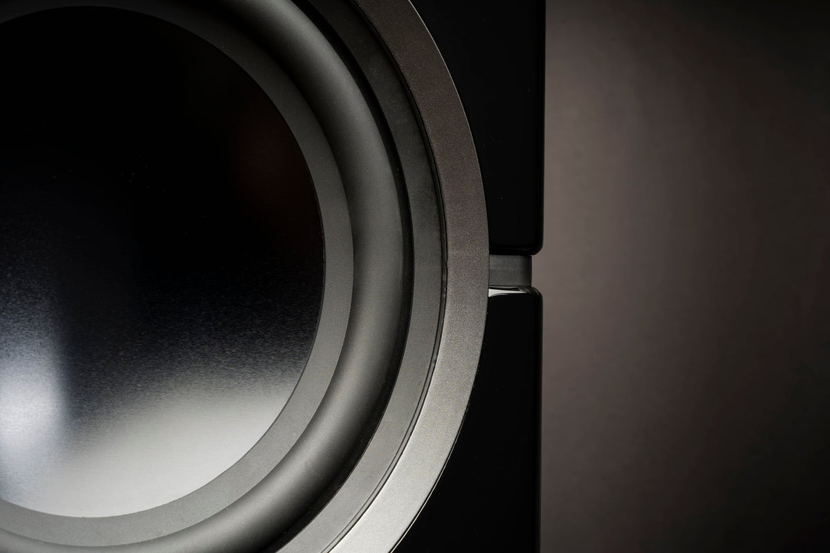 MartinLogan - Dynamo 12, 12” Sealed, Powered Subwoofer, with Magnitude MT-1.6kW Amplifier, Sub Control App, and Wireless Built-In - Gloss Black