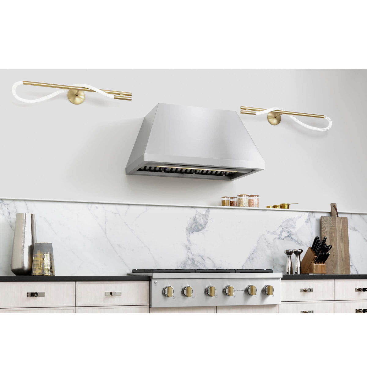 Monogram - 36" Built-In Gas Cooktop with 6 Burners and Professional Versatile Burner Configuration - Stainless Steel