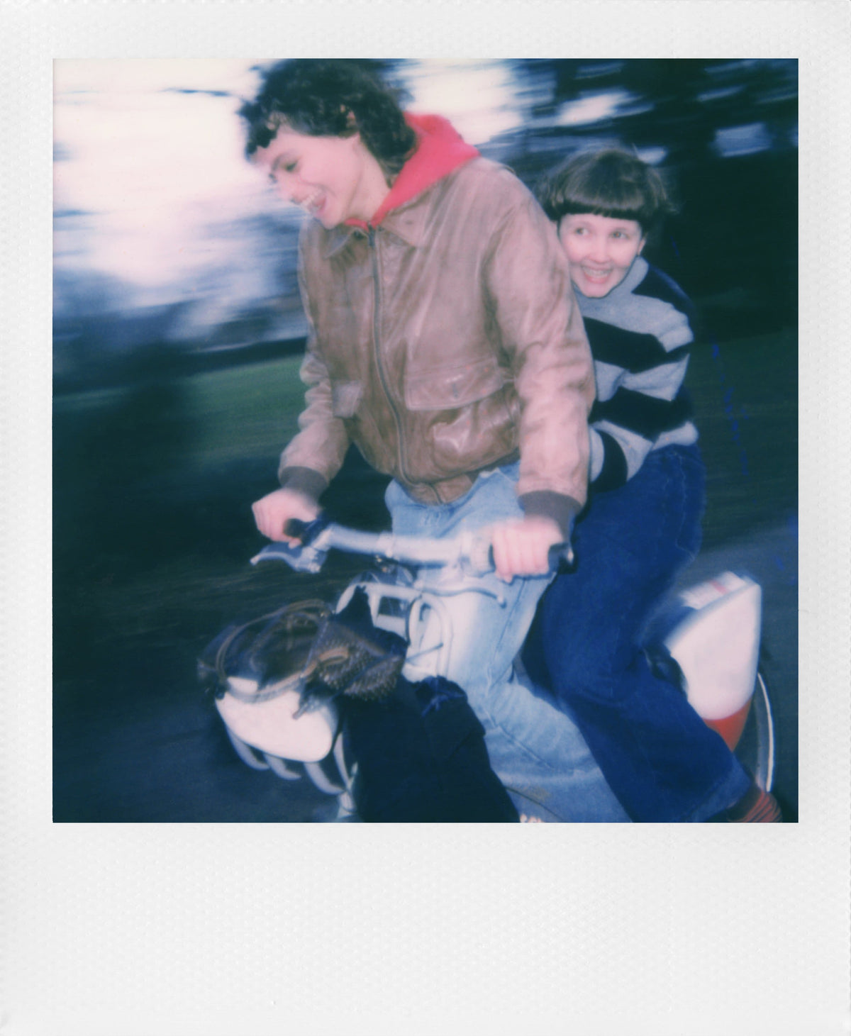 Polaroid - Flip Instant Camera - White