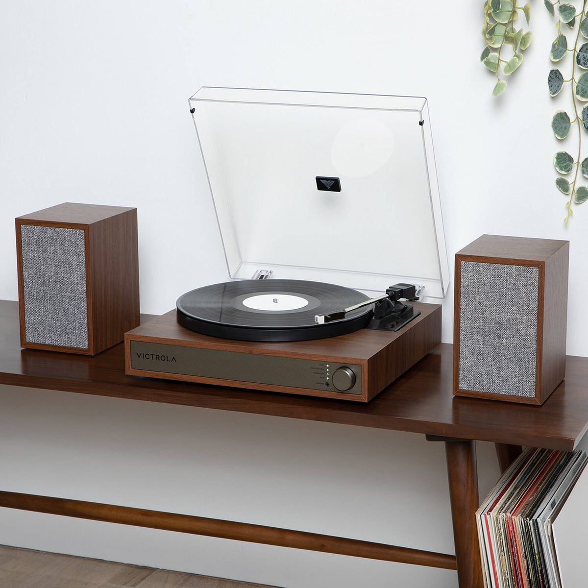 Victrola - Harmony - Walnut