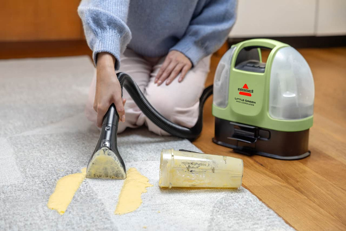 BISSELL - Little Green Mini Cordless Carpet Cleaner - Tea