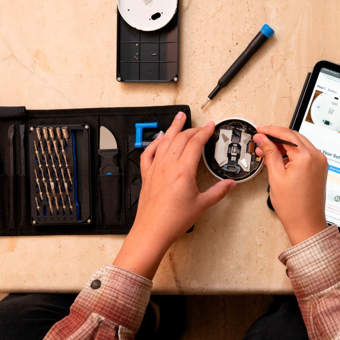 iFixit - Pro Tech Go Toolkit - Advanced Set