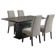 Shandra - Juego de comedor de 5 piezas con mesa y sillas laterales tapizadas - Gris