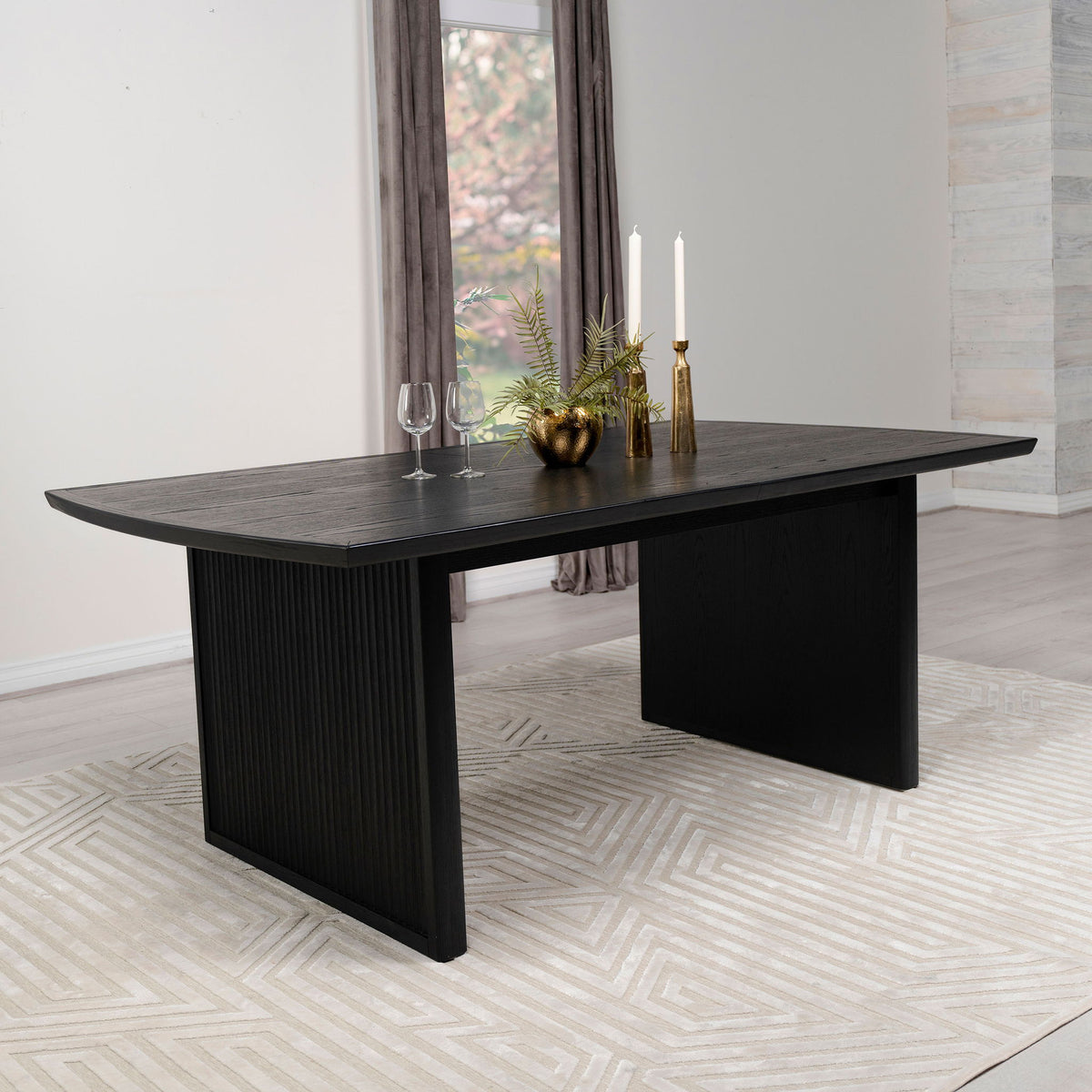 Mason - Mesa de comedor con extensión extraíble - Negra