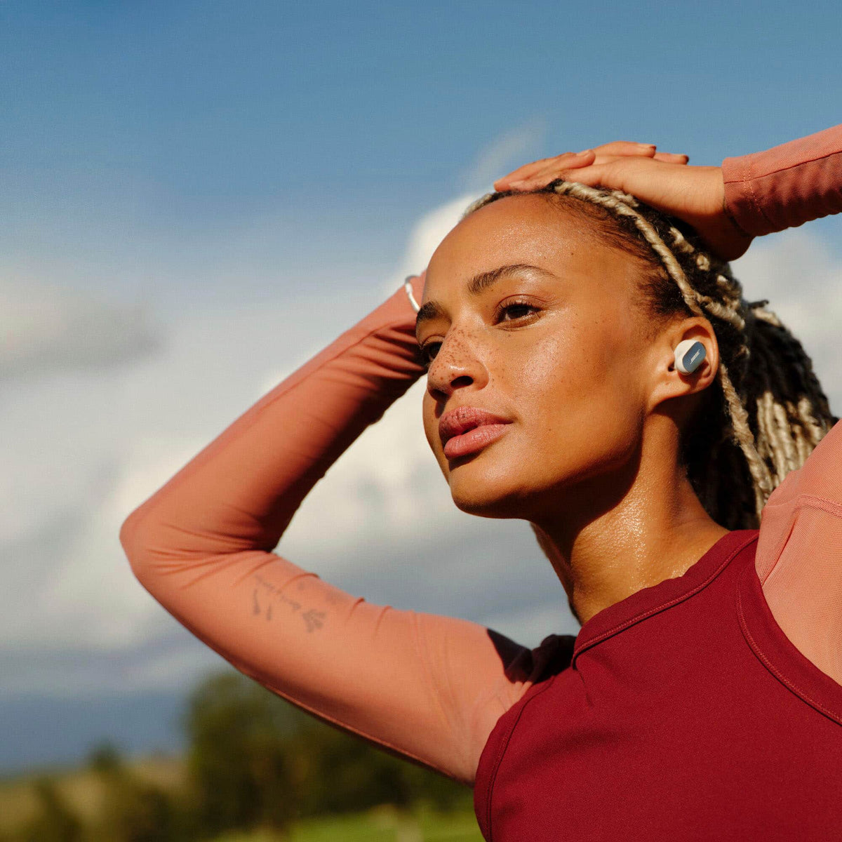 Bose - QuietComfort Ultra (2nd Gen) True Wireless Noise Cancelling In-Ear Earbuds - White Smoke