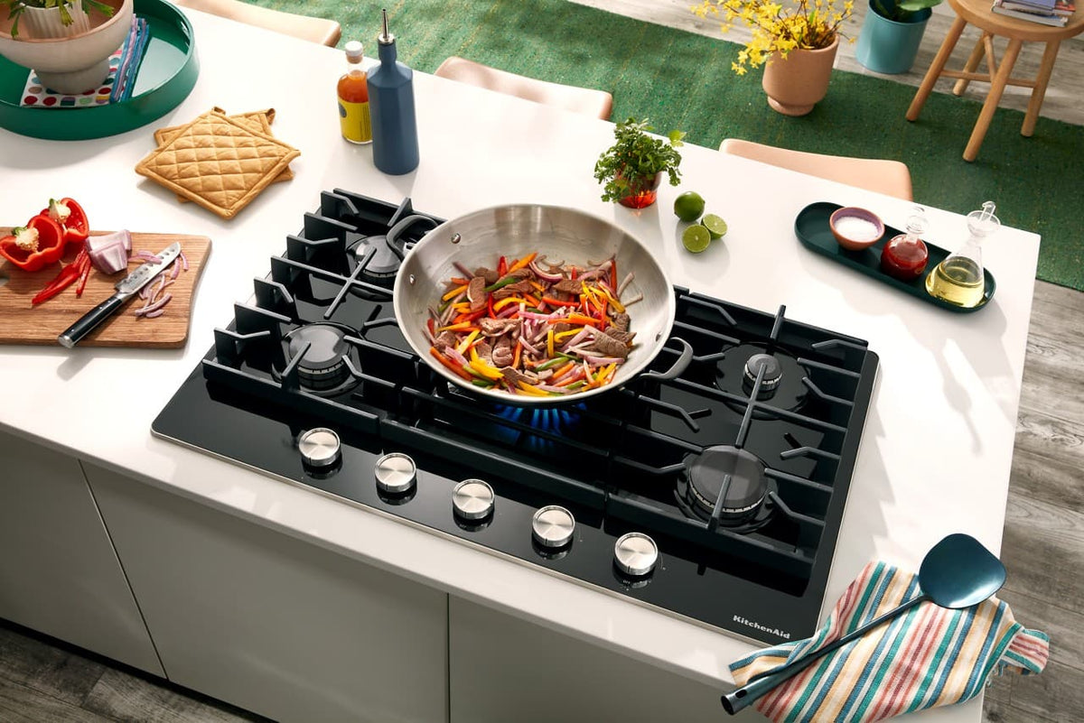 KitchenAid - 36 in. Wide 5 burners Built-In Gas Cooktop with Dishwasher-Safe Grates and Knobs - Black