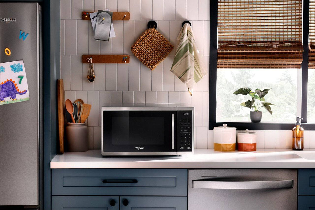 Whirlpool - 1.0 cu. ft. All-In-One Multifunctional Countertop Microwave With Air Fry - 900 watt - Stainless Steel