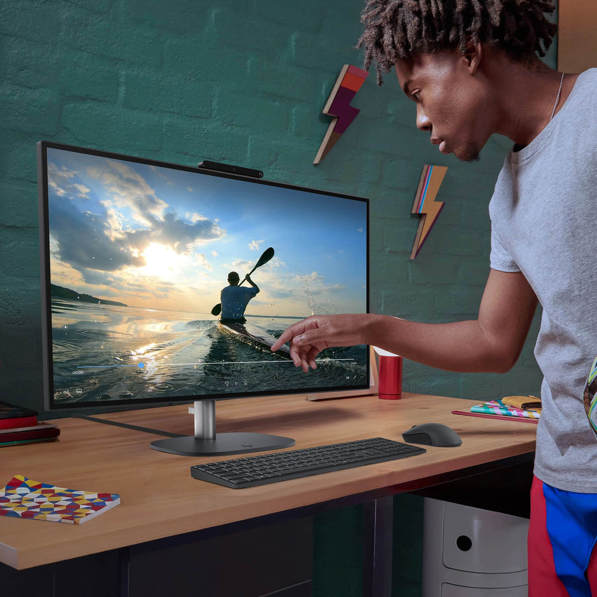HP - OmniStudio X 27" QHD All-in-One w/ Adjustable Height - Intel Core Ultra 7 356H - 16GB Memory - 1TB SSD - Copilot+ PC - Eclipse Gray