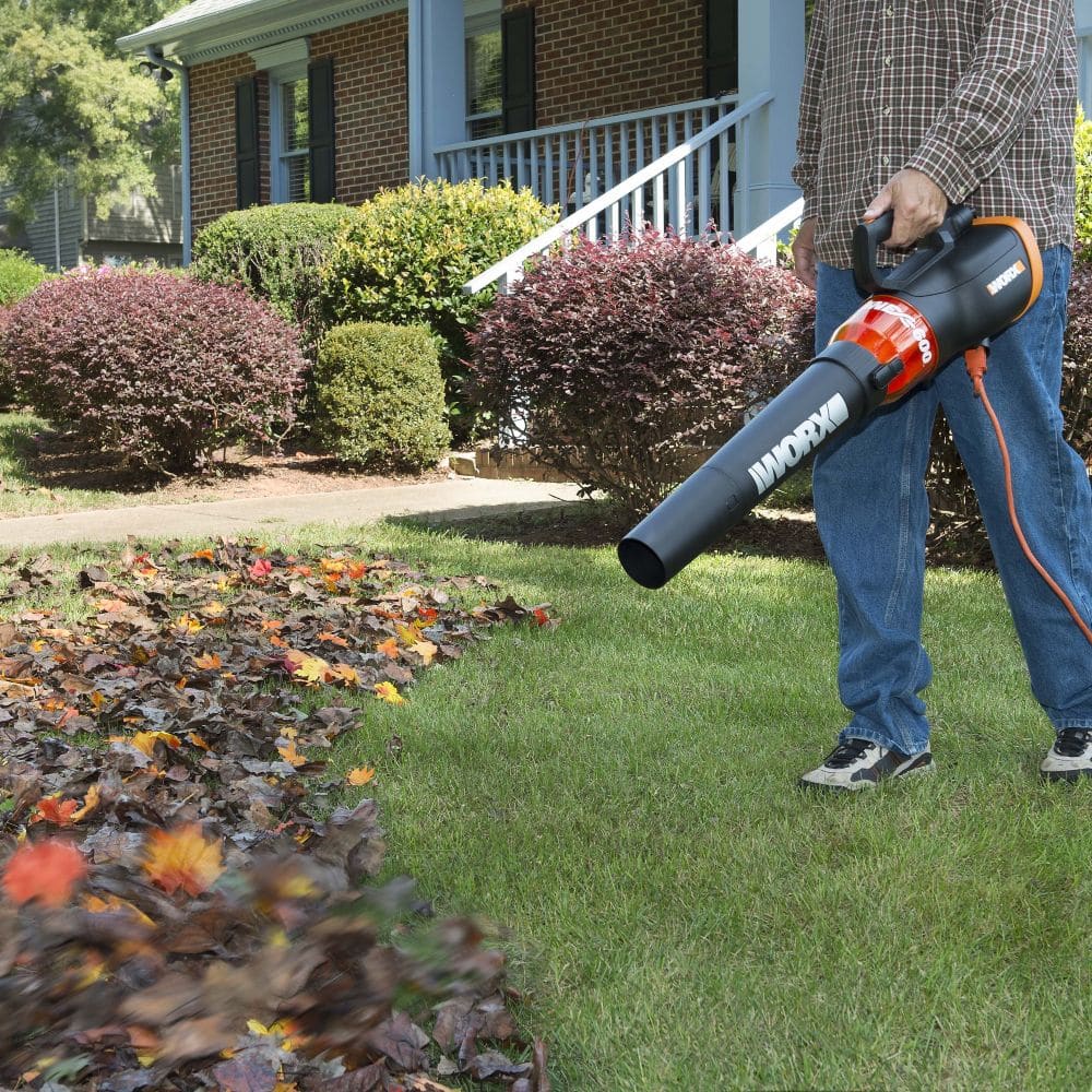 WORX - 12 Amp TURBINE 110 MPh 600 CFM Electric Leaf Blower - Black