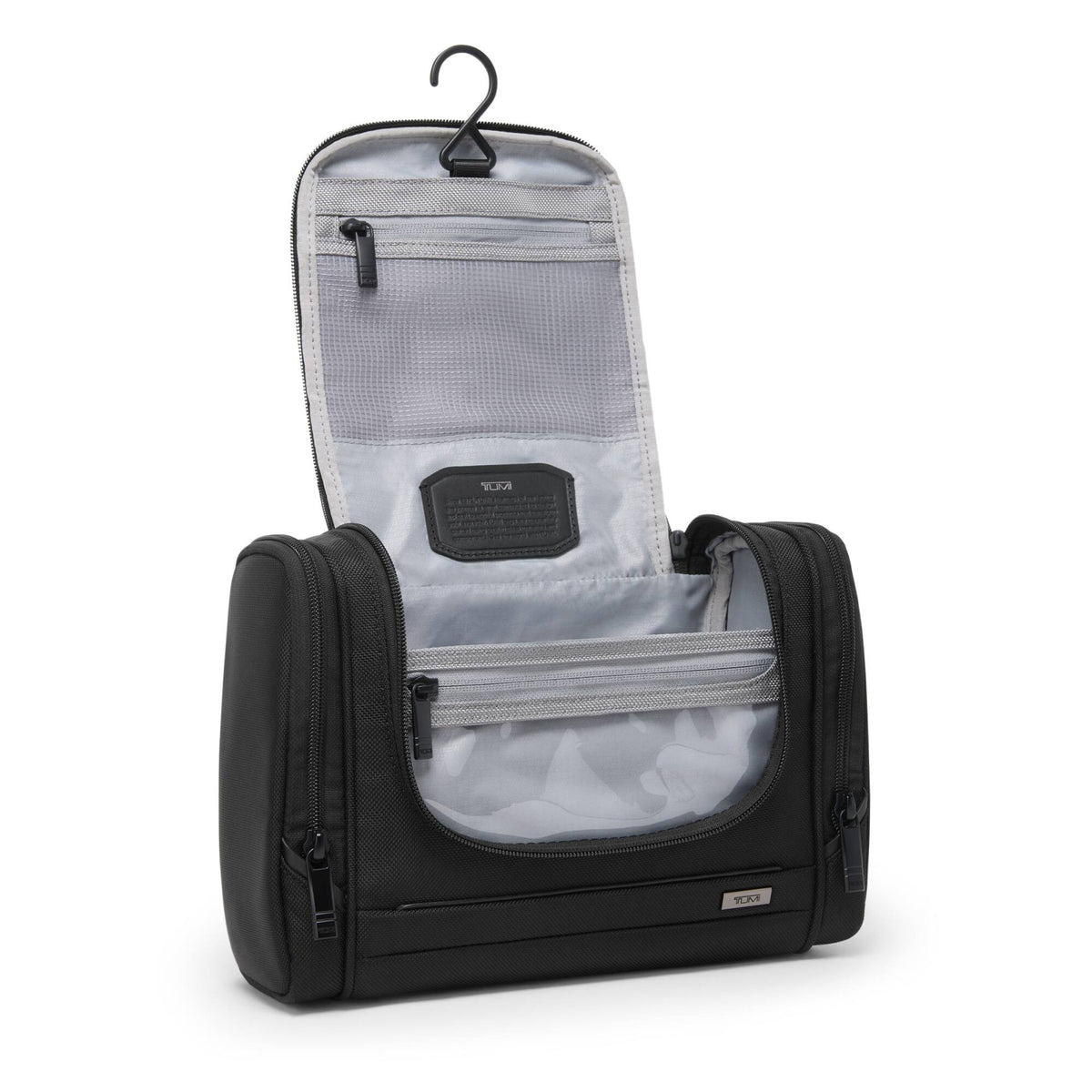 TUMI - Alpha Hanging Travel Kit - Black