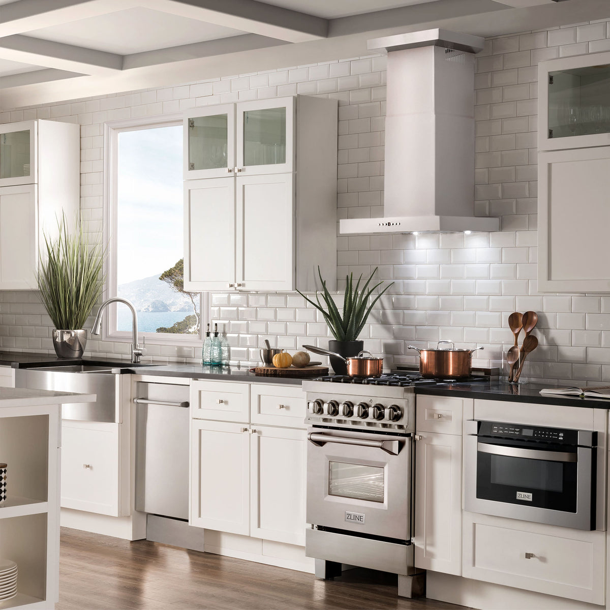 ZLINE - 24 inches - Externally Vented - Wall Range Hood - Stainless Steel