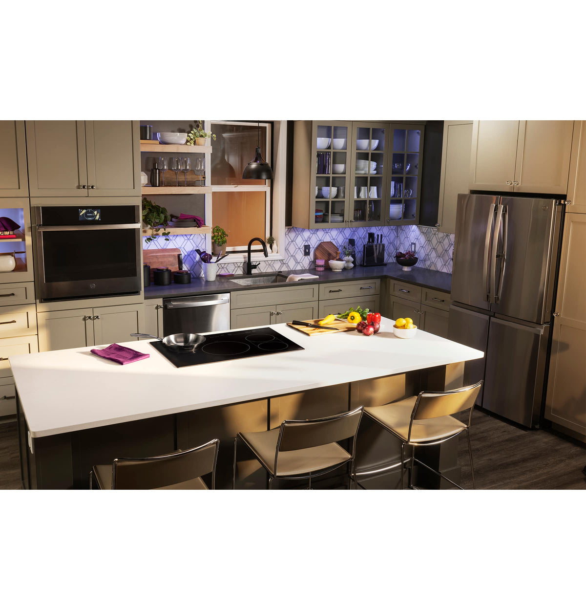 GE Profile - 30" Built-In Electric Induction Cooktop with 4 Elements, Slide Touch Controls, and Power Boost - Black