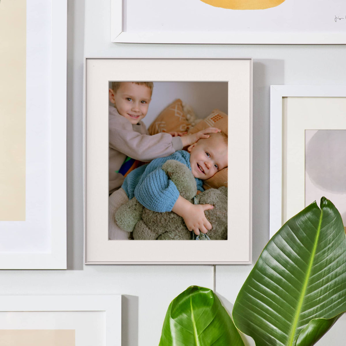 Aura Home - Aura Walden 15" Digital Wifi Frame-Sandstone with Paper Mat - Sandstone (Light)