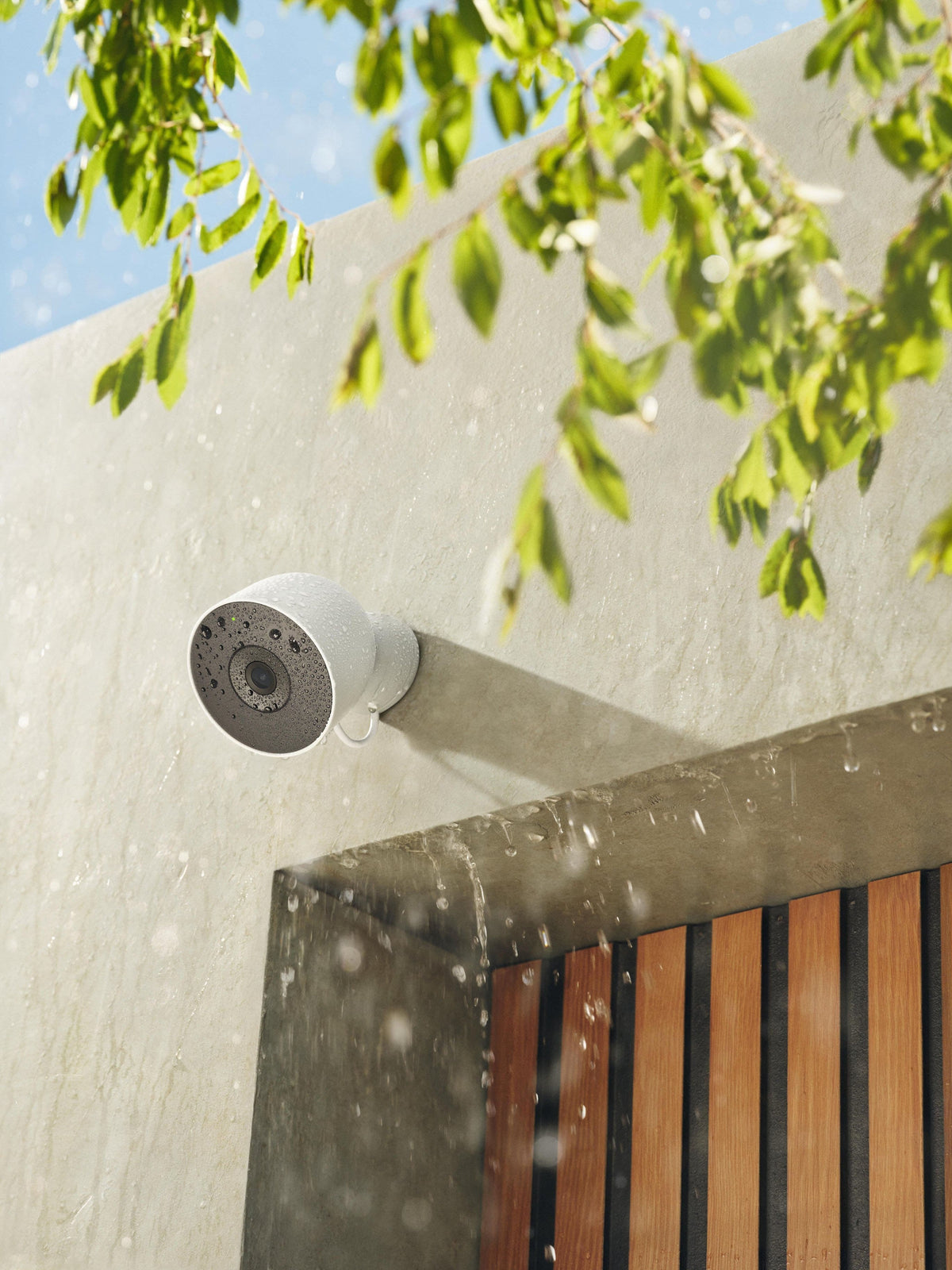 Google - Nest Cam Outdoor (wired, 2nd gen) - 2K Video and Gemini - 1-Pack - Snow
