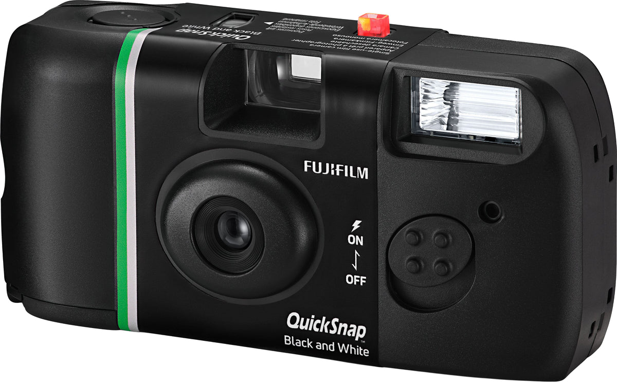 Fujifilm - QuickSnap and White Single-Use Camera - Black