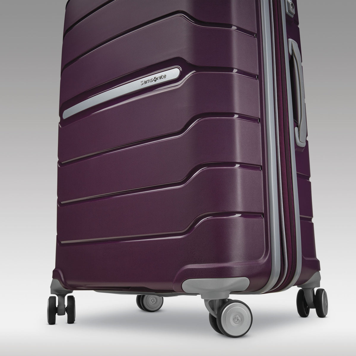 Samsonite - Expandable Freeform Spinner 28" Suitcase - Amethyst Purple
