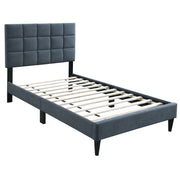 Cama moderna con cabecero ajustable