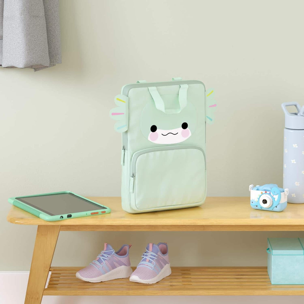 Amazon - Kids Carrying Case | Axolotl