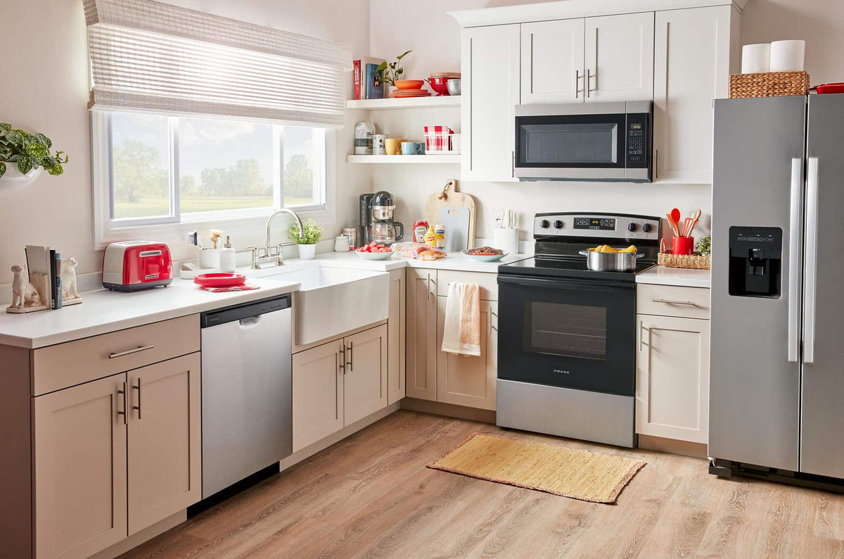 Amana - 30 in. Wide 4 elements 4.8 cu. ft. Freestanding Electric Range with Extra-Large Oven Window - Stainless Steel