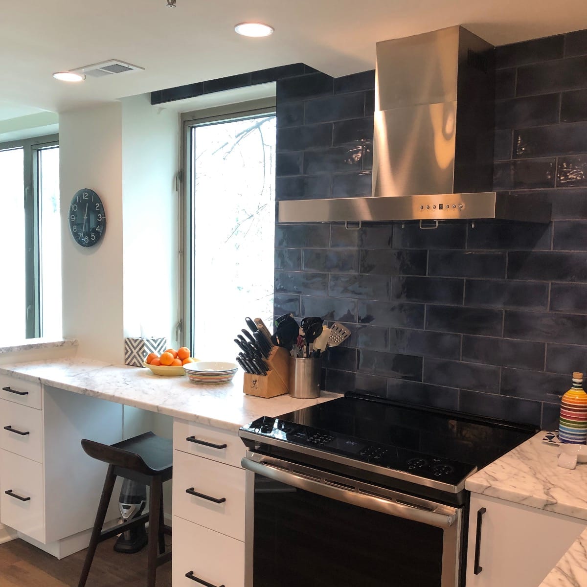ZLINE - 48 inches - Externally Vented - Wall Range Hood - Stainless Steel