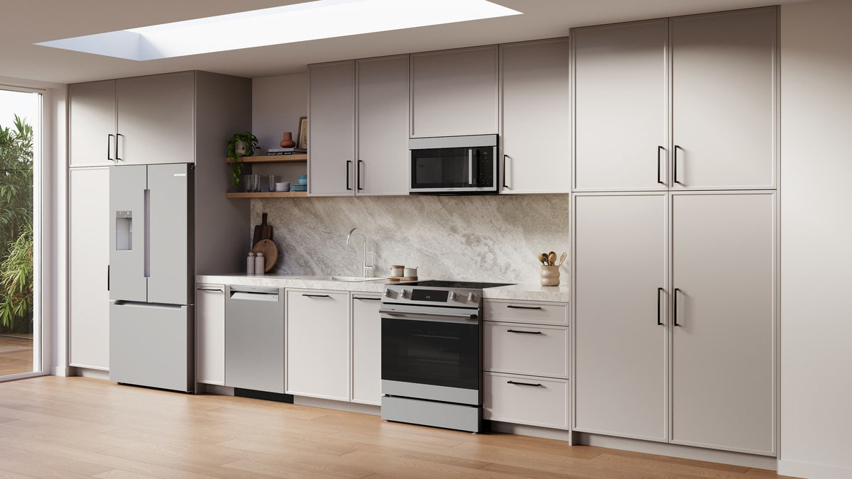 Bosch - 300 Series 30 in. Wide 5.8 Cu. Ft. Slide-In Electric Convection Range with 5 Elements - Stainless Steel