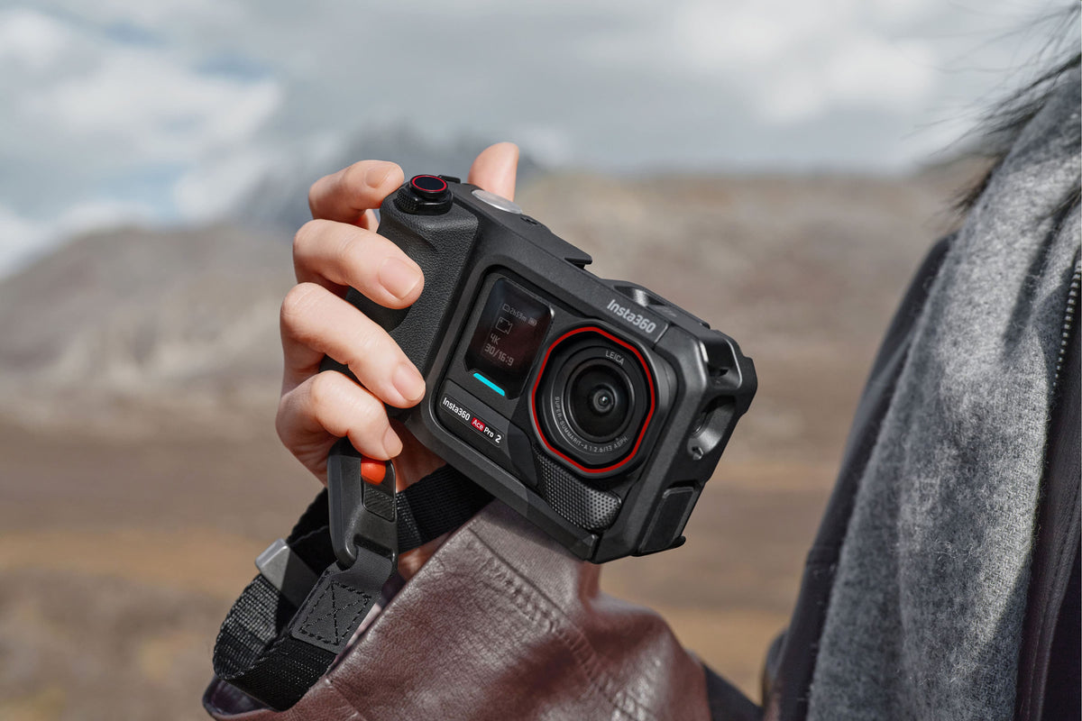 Insta360 - Ace Pro2 Action Camera Flash Print Bundle - Black