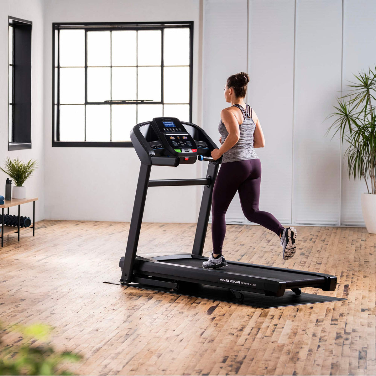 Horizon - Fitness T202 Treadmill - Black