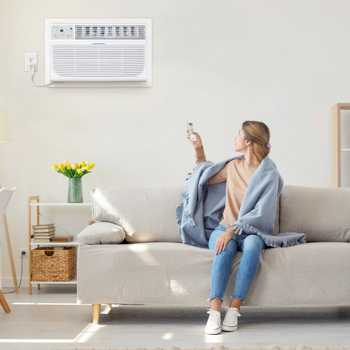 Keystone - 14,000 BTU 230V Through-the-Wall Air Conditioner with Follow Me LCD Remote Control - White