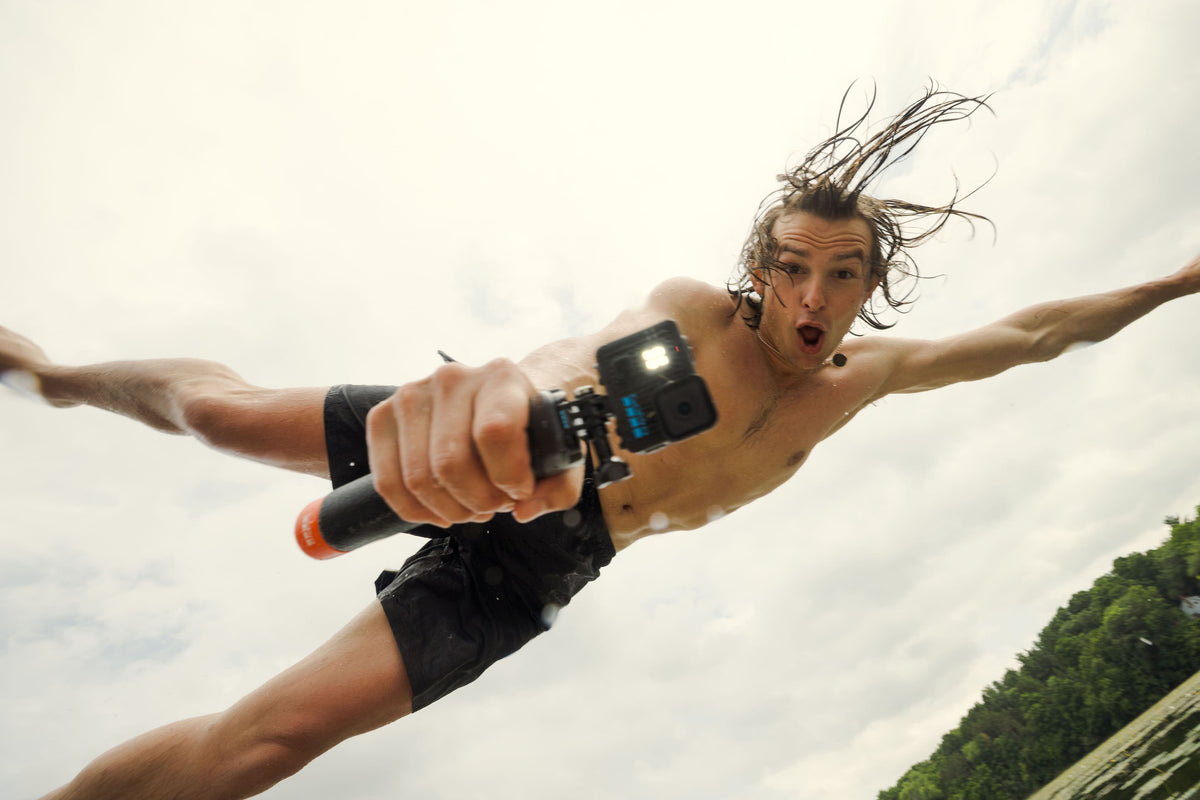 GoPro - LIT HERO Action Camera - Black