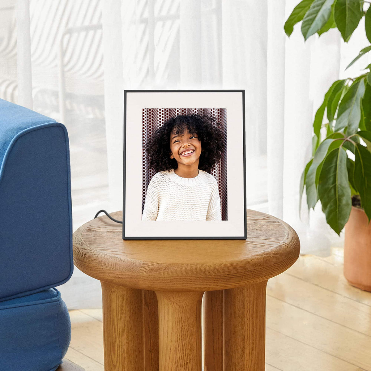 Aura Home - Aura Aspen 12" Digital Wifi Photo Frame- Carbon with Paper Mat - Carbon (Dark)