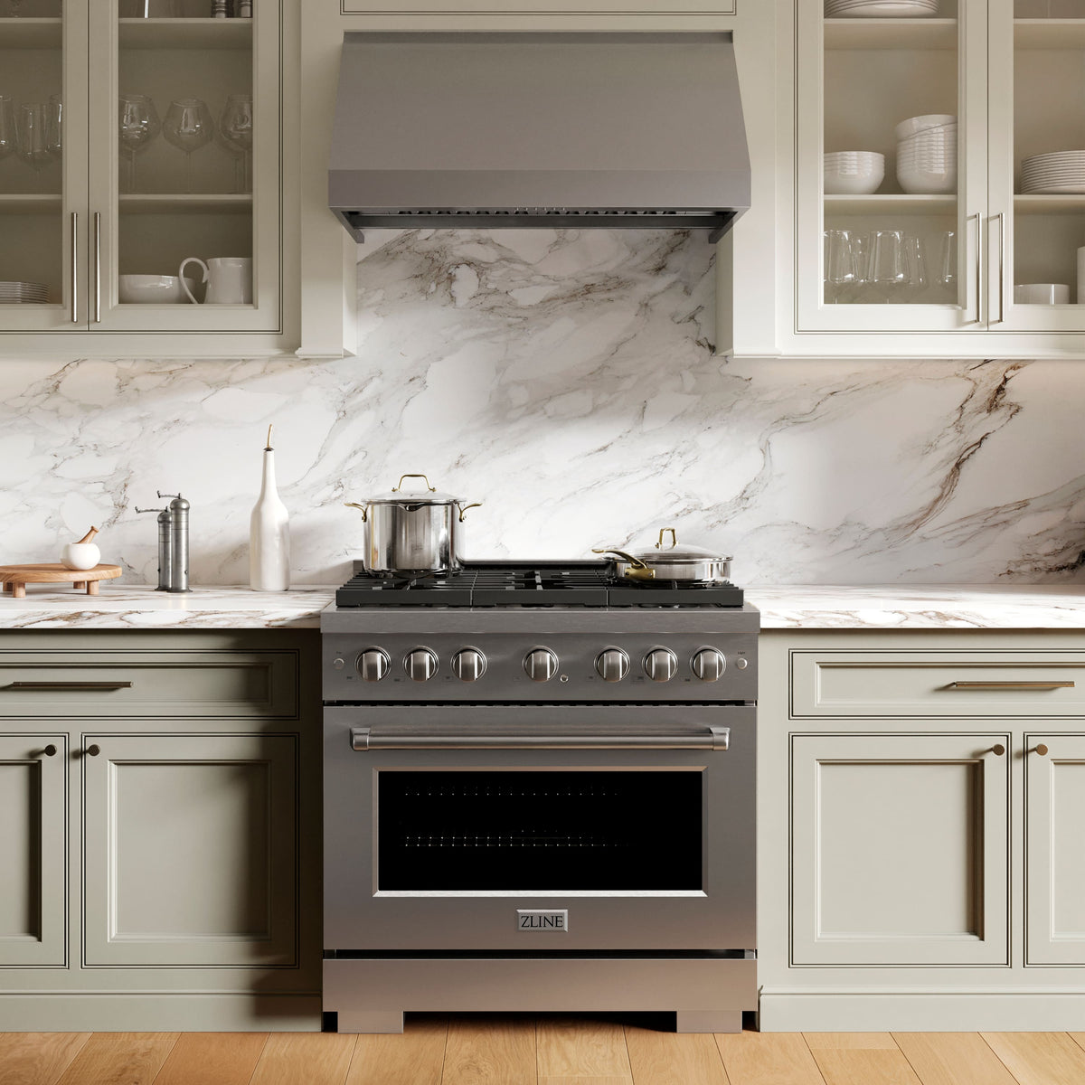 ZLINE - 30 inches - Externally Vented & Convertible - Under cabinet Range Hood - Stainless Steel