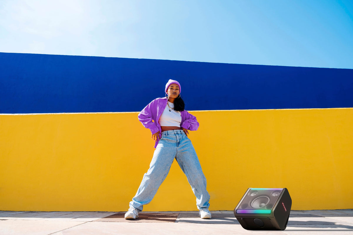 LG - xboom Stage 301 Bluetooth Speaker - Black