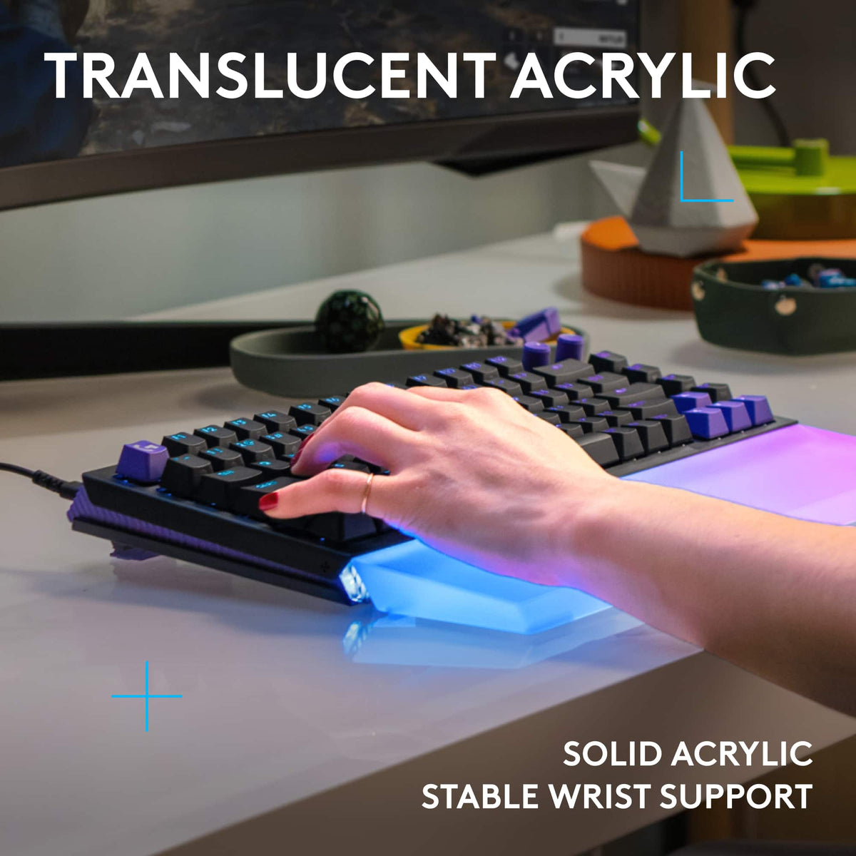 Logitech - G512 X PALM REST 98 LIGHTSYNC RGB Lightbar-Amplifying Acrylic Palm Rest - Transparent