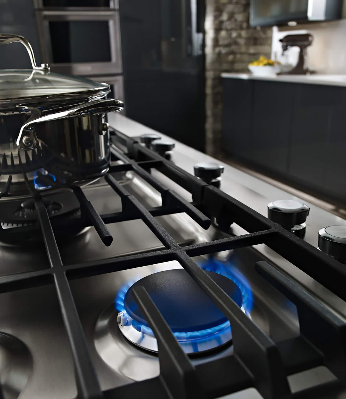 KitchenAid - 30 in. Wide 5 burners Built-In Gas Cooktop - Stainless Steel