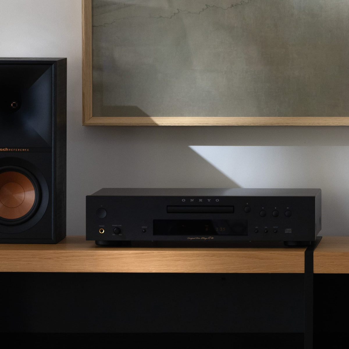 Onkyo - C-30 CD Player - Black
