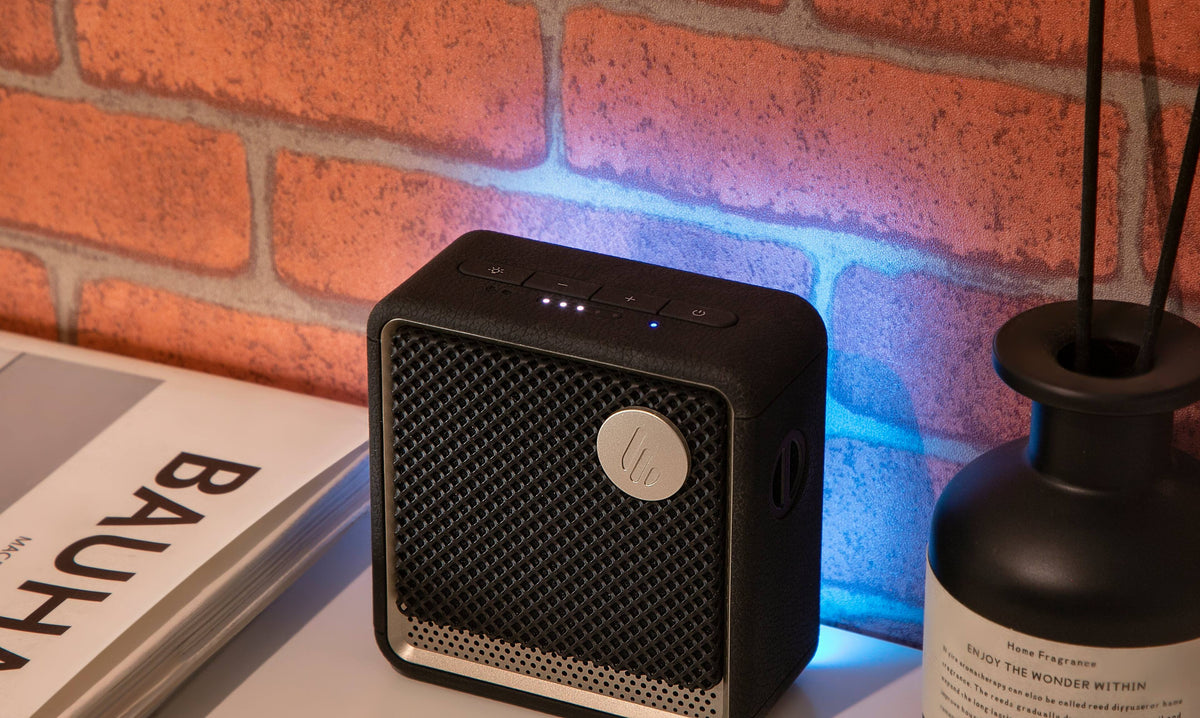Edifier - ES20 Portable Speaker - Black