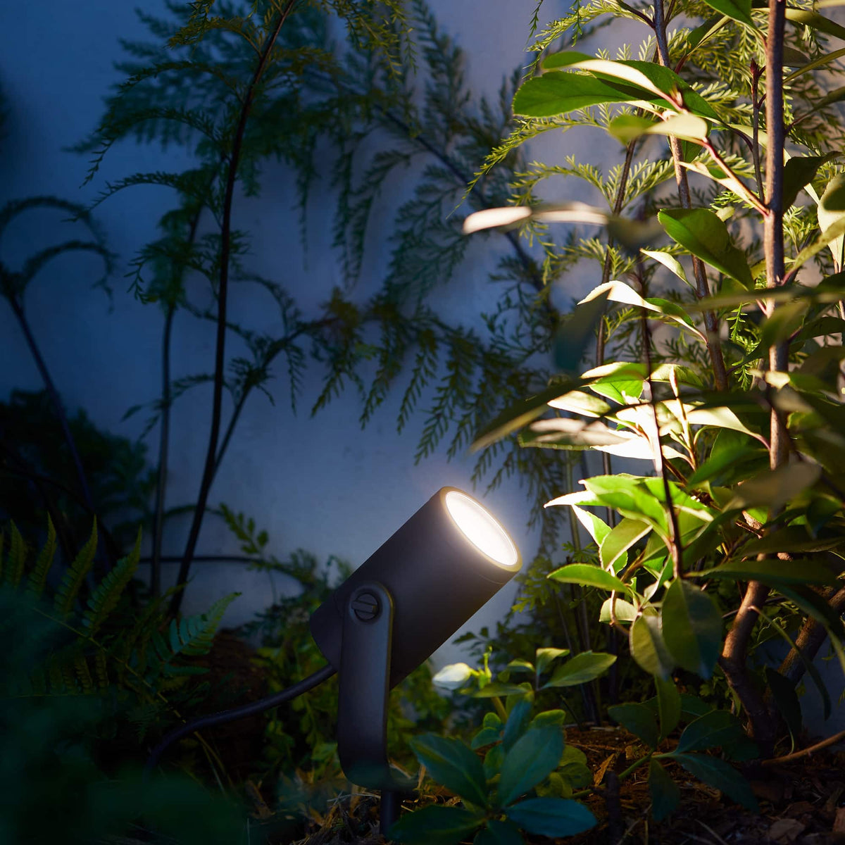 Philips - Hue Lily Outdoor Spotlight Basekit (3-pack) - White and Color Ambiance