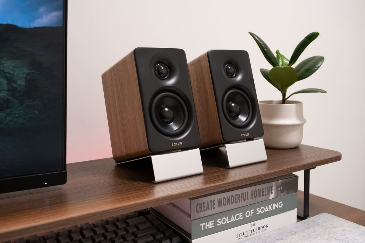 Edifier - M60 Compact Desktop 2.0 Speakers (Pair) - Oak Brown