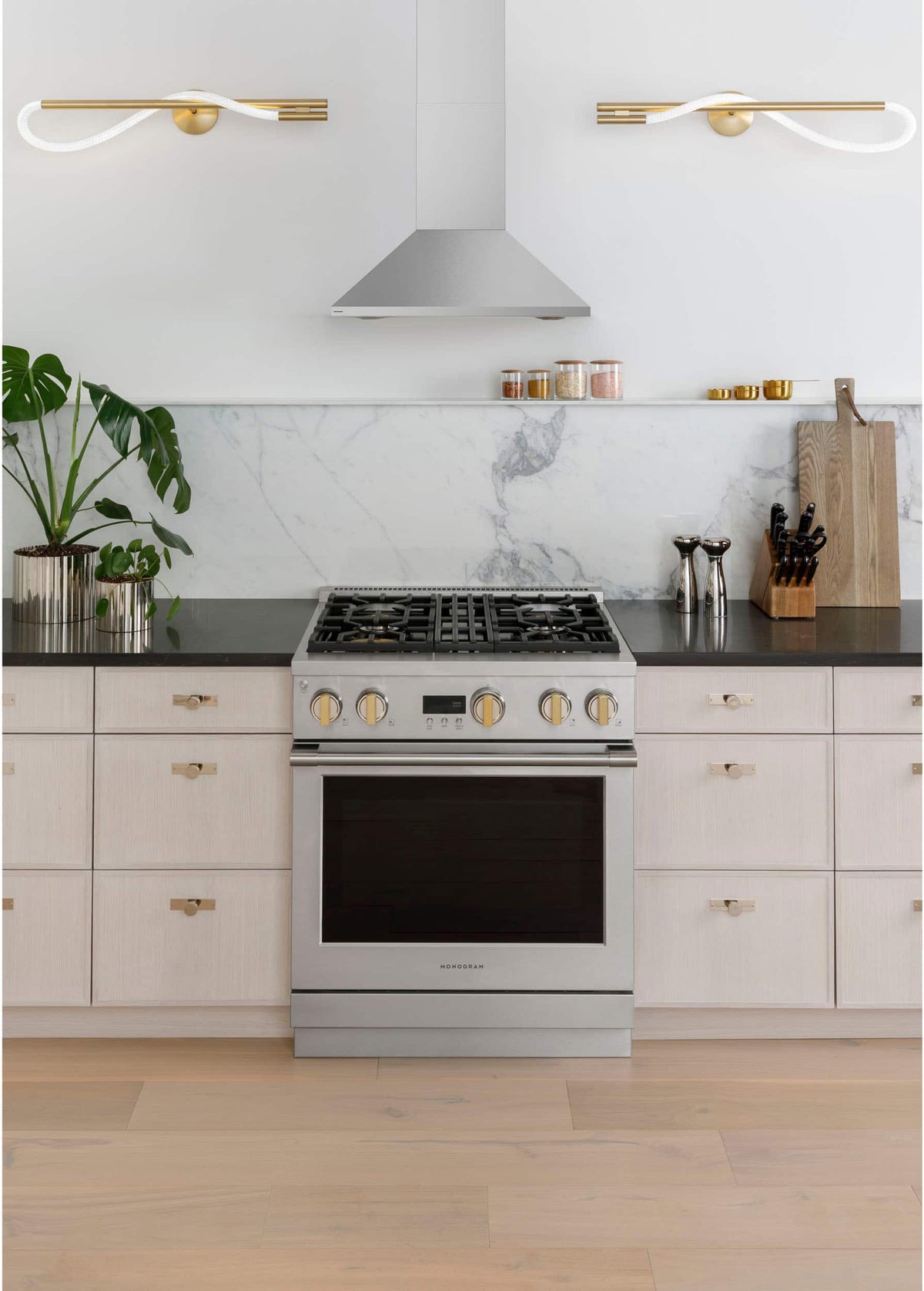 Monogram - 30 inches - Convertible - Wall Range Hood - Stainless Steel