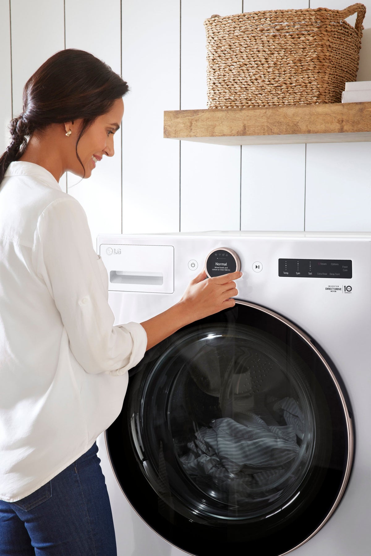 LG - 5.0 Cu. Ft. High-Efficiency Stackable Smart Front Load Washer with Steam and TurboWash 360 - White