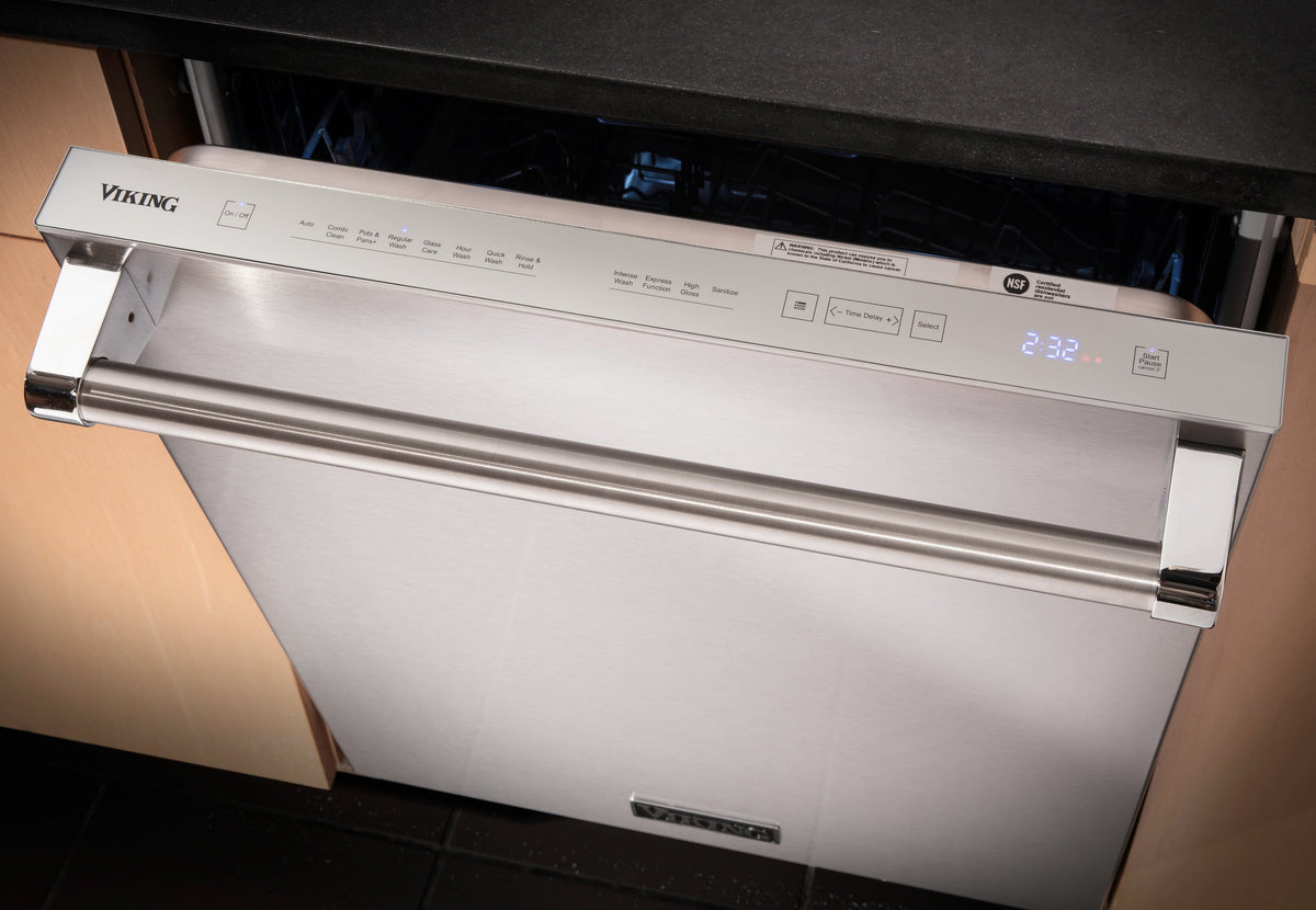 Viking - Dishwasher - Stainless Steel